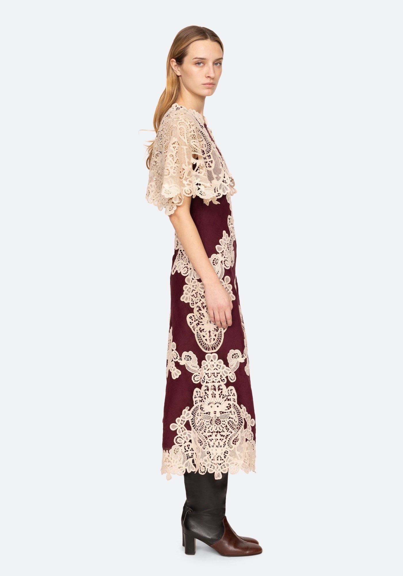MEDINA LACE MIDI DRESS IN BURGUNDY