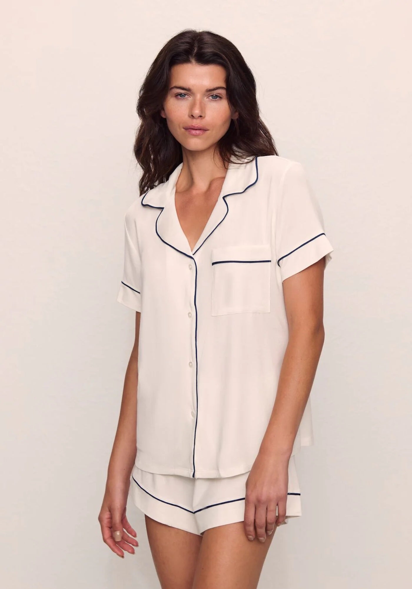 GISELE THE RELAXED SHORT PJ SET IN PURE IVORY/NAVY