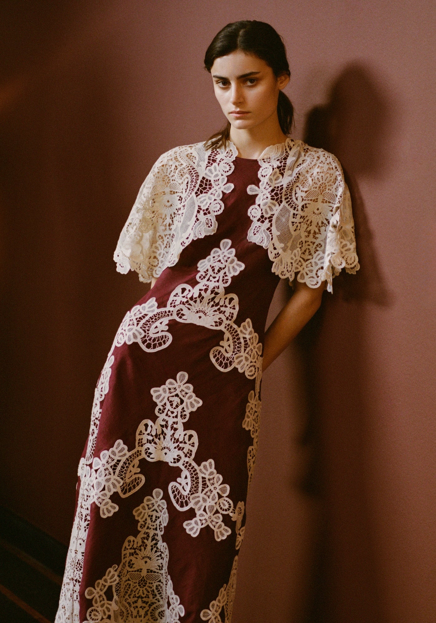 MEDINA LACE MIDI DRESS IN BURGUNDY