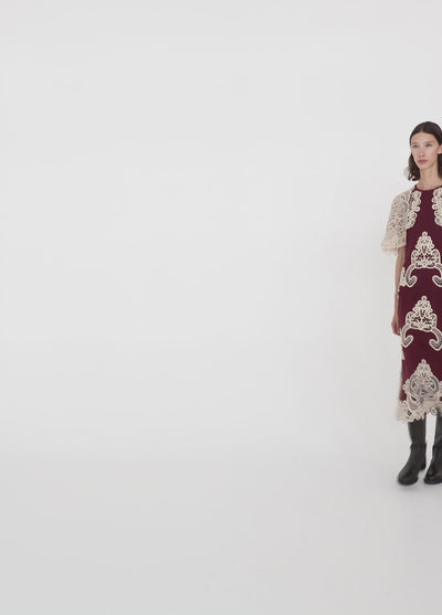 MEDINA LACE MIDI DRESS IN BURGUNDY