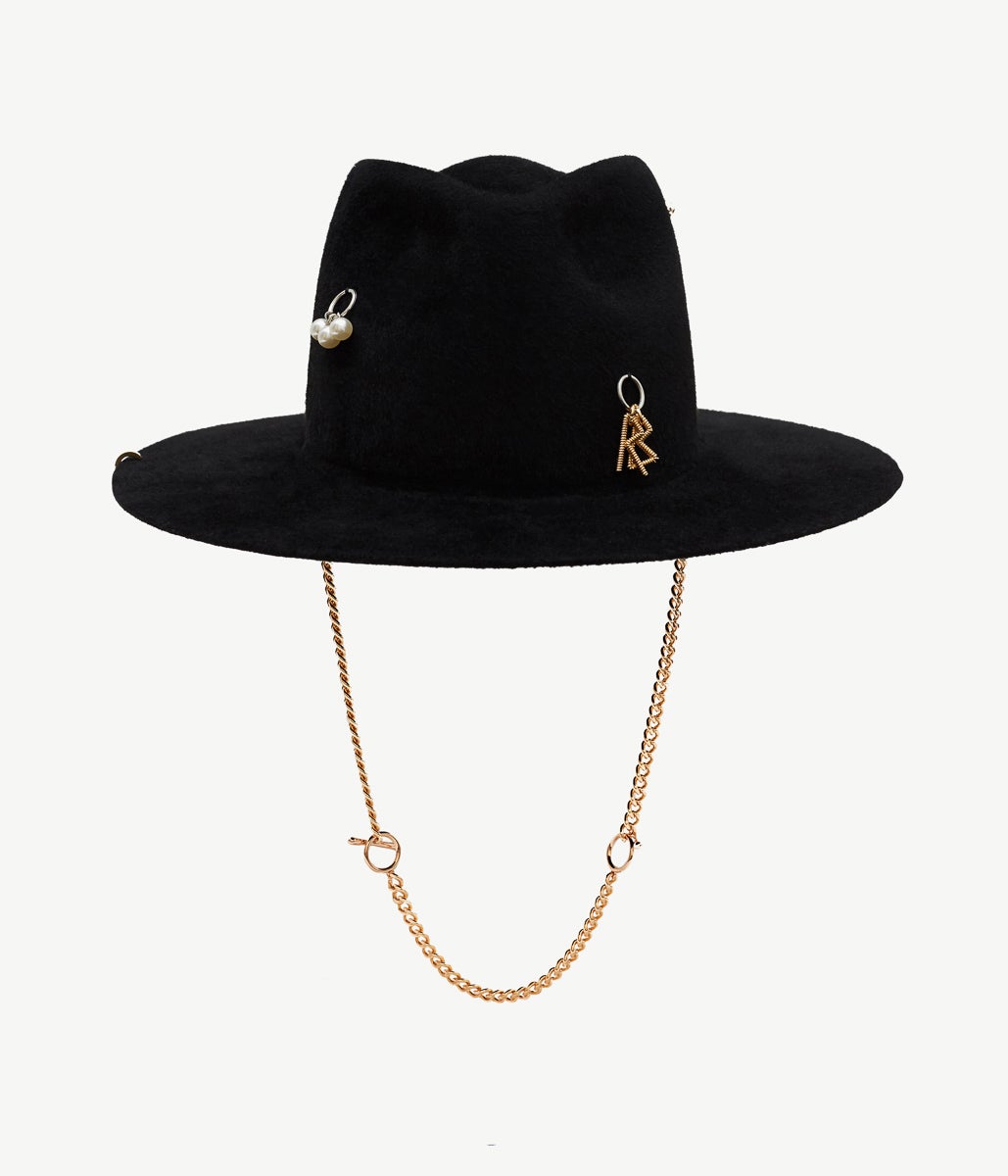 CHAIN STRAP FELT FEDORA HAT